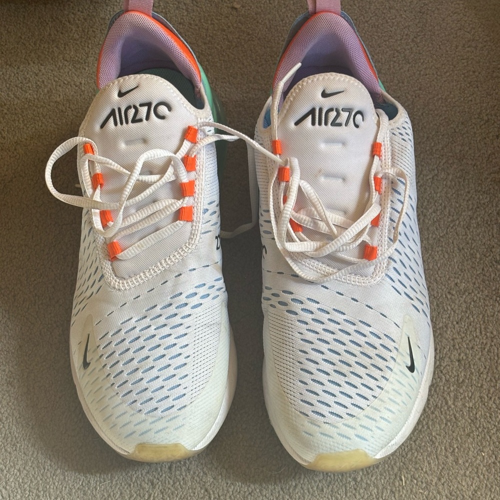 Air 27C sneakers. Good to Great condition. Just need to be cleaned.